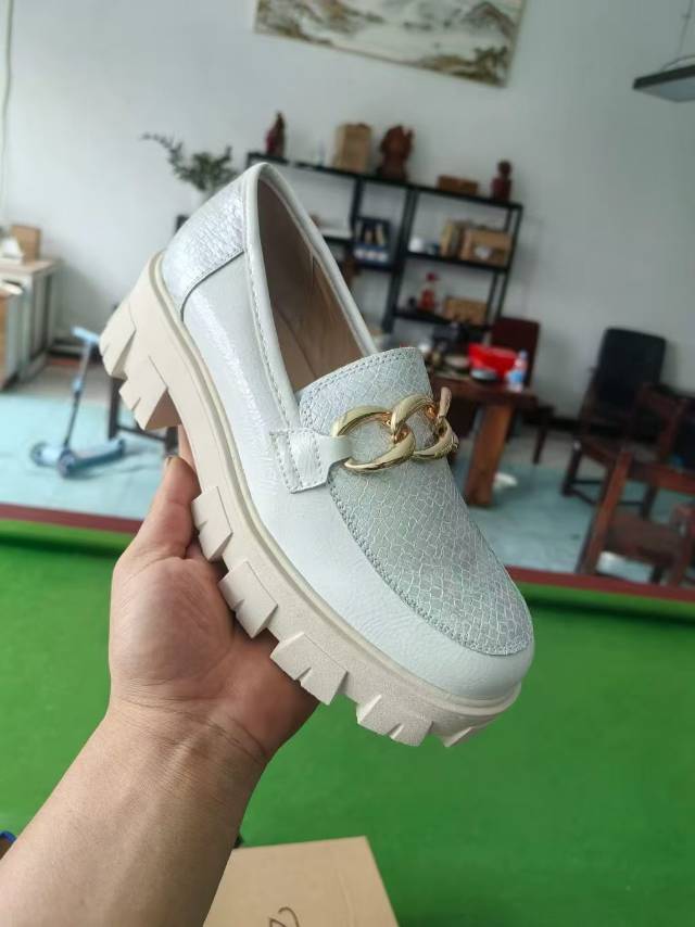 women's shoes